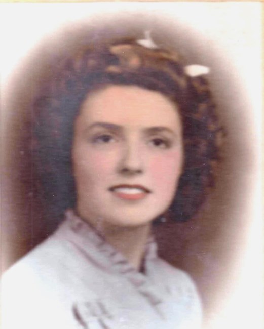 Avis de décès de Genevieve D Hoffman