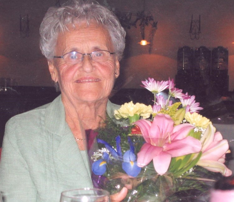 Obituary of Mme Jacqueline Savard