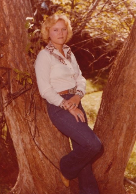 Obituary of Gayla Carstens