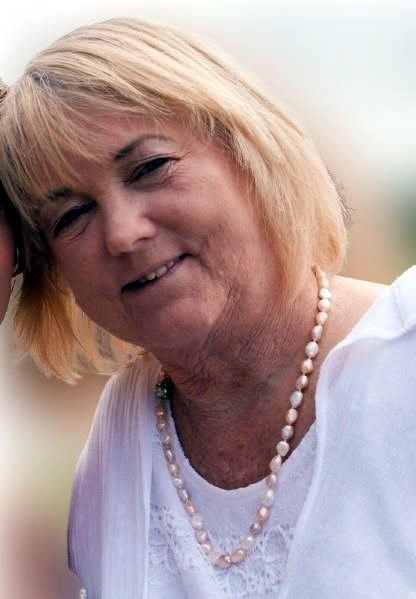 Obituario de Jan Adell Hull
