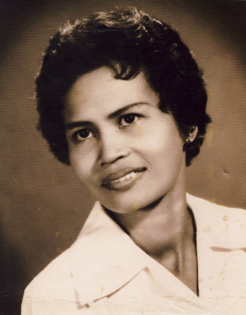 Obituario de Catalina "Lina" Telles Hart