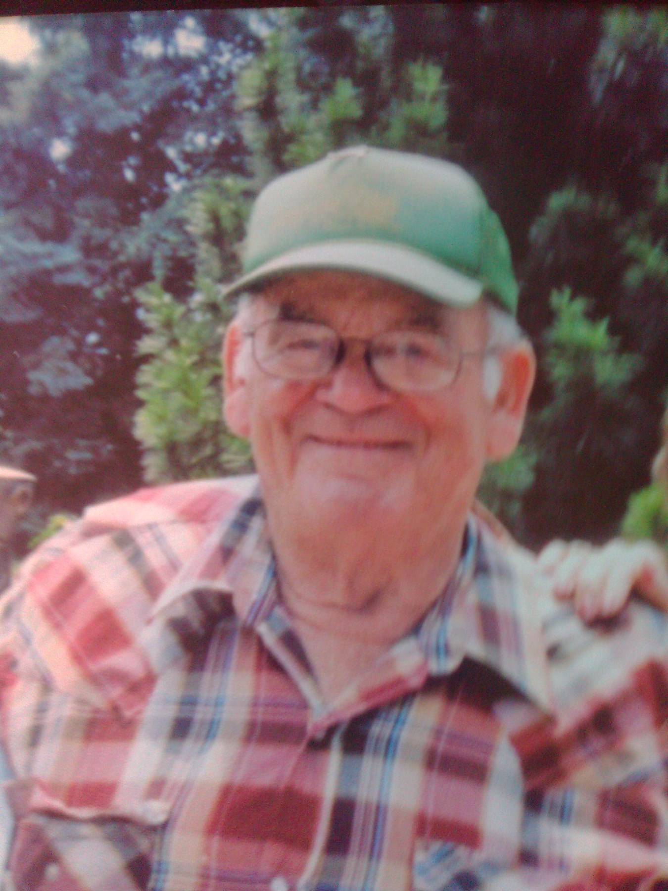 Obituary of Artie Van Riper