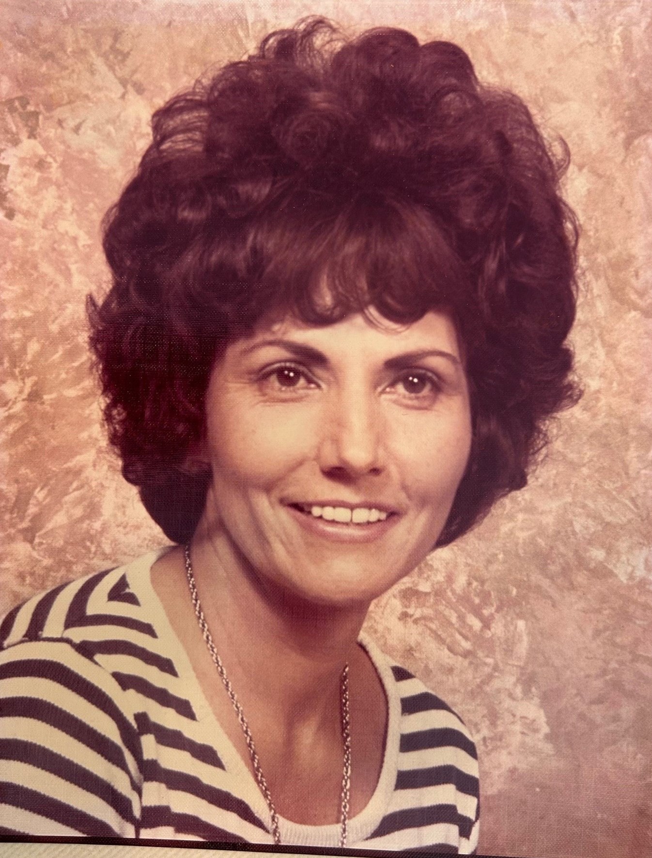 Remembering Miranda Pino: Whittier, Ca Obituary - 7k81hgt