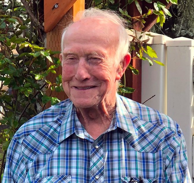 Obituary of Harold "Red" Blackmer