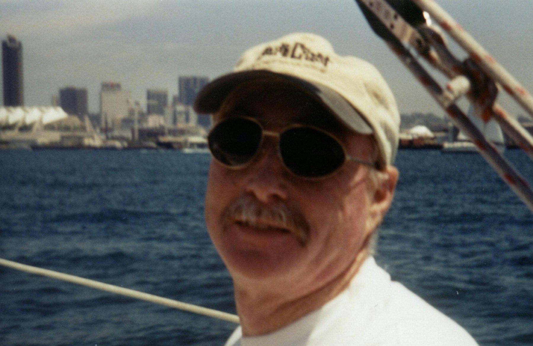Obituary of Robert 'Bob' Barr