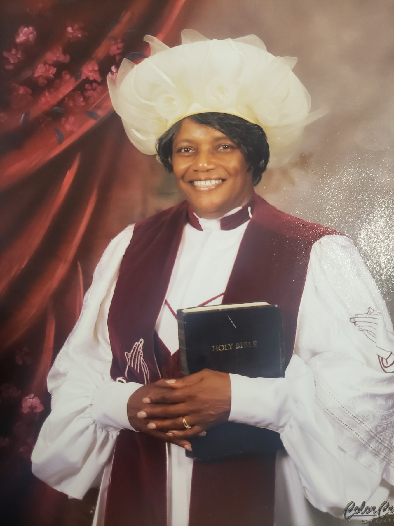 Obituary of Apostle Carolyn Louise Young