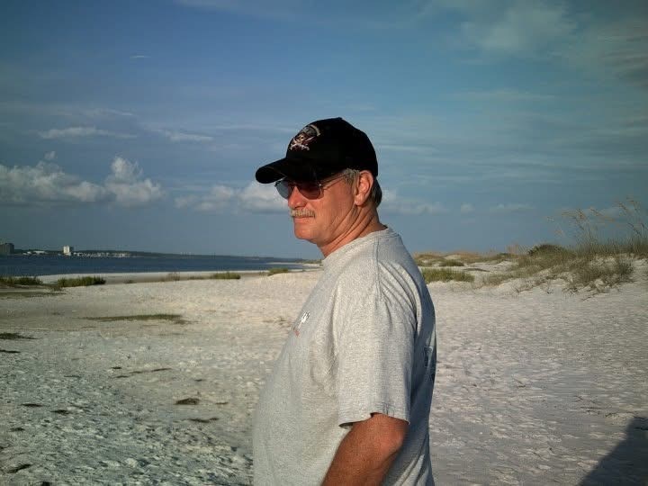 Obituary of Darrell J Ooley