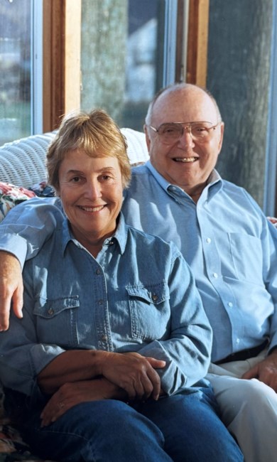 Obituario de Ms. Benna Lou Moore