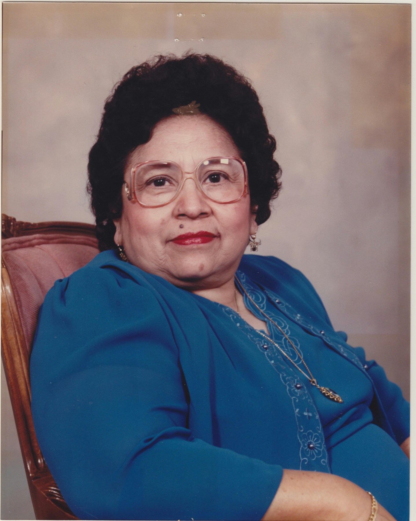 Obituary of Mrs. Mercedes Parrales Castro