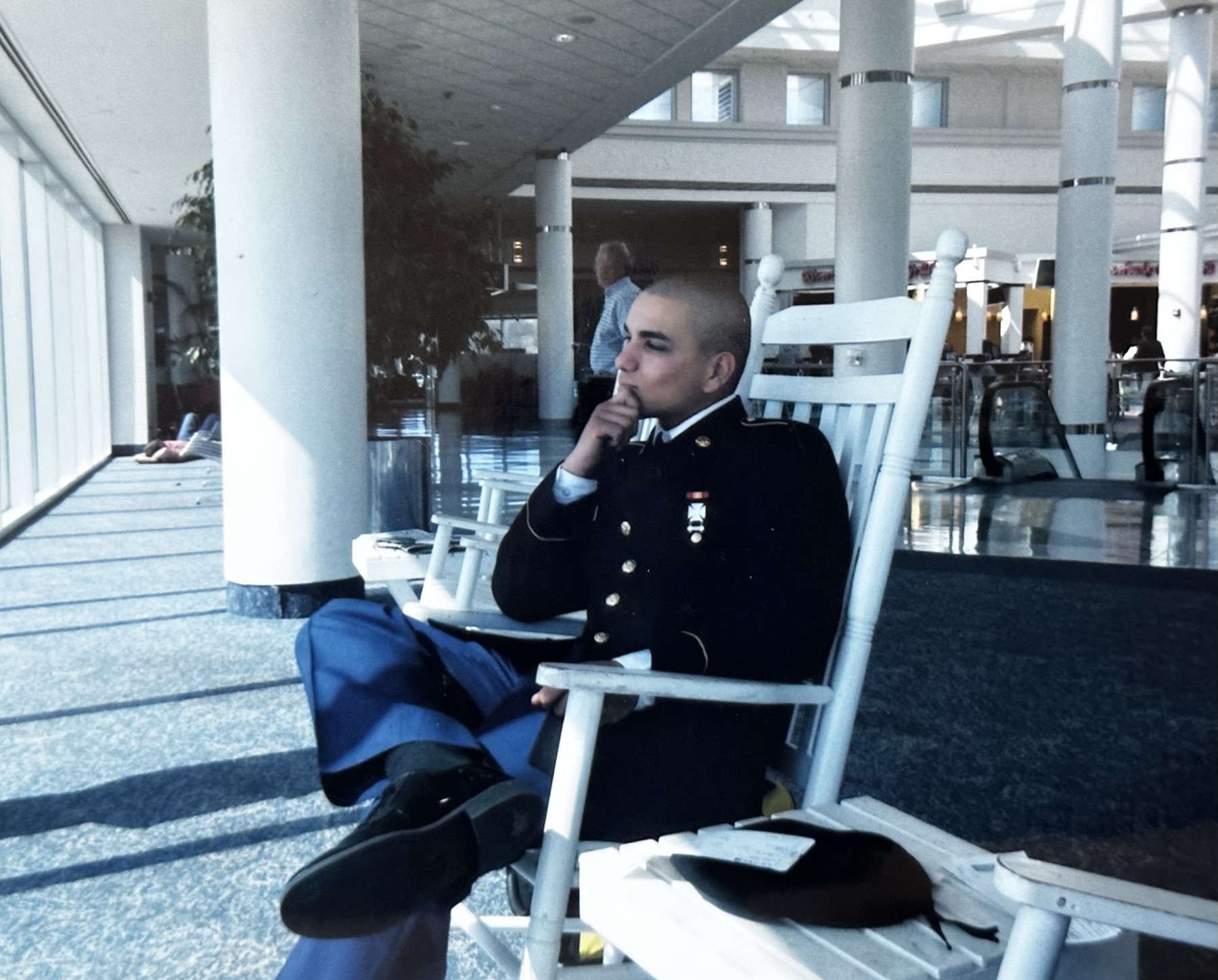 Obituario de Angel Flores