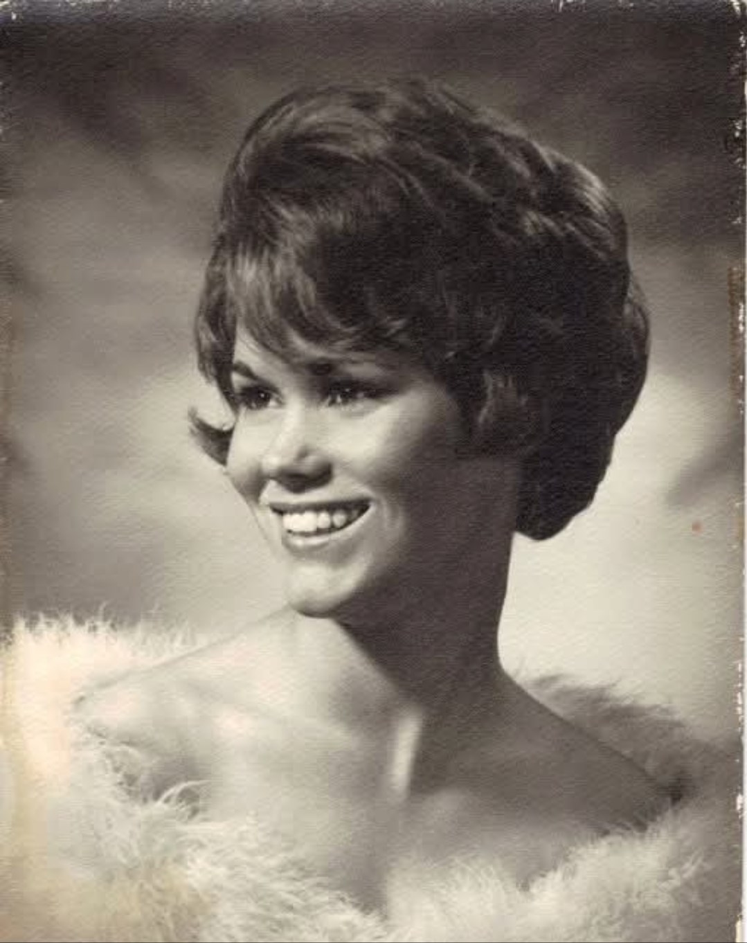 Obituary of Winnona Eleanor Bell