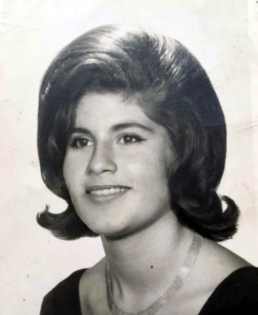 Obituary of Elizabeth Andrews Campomar