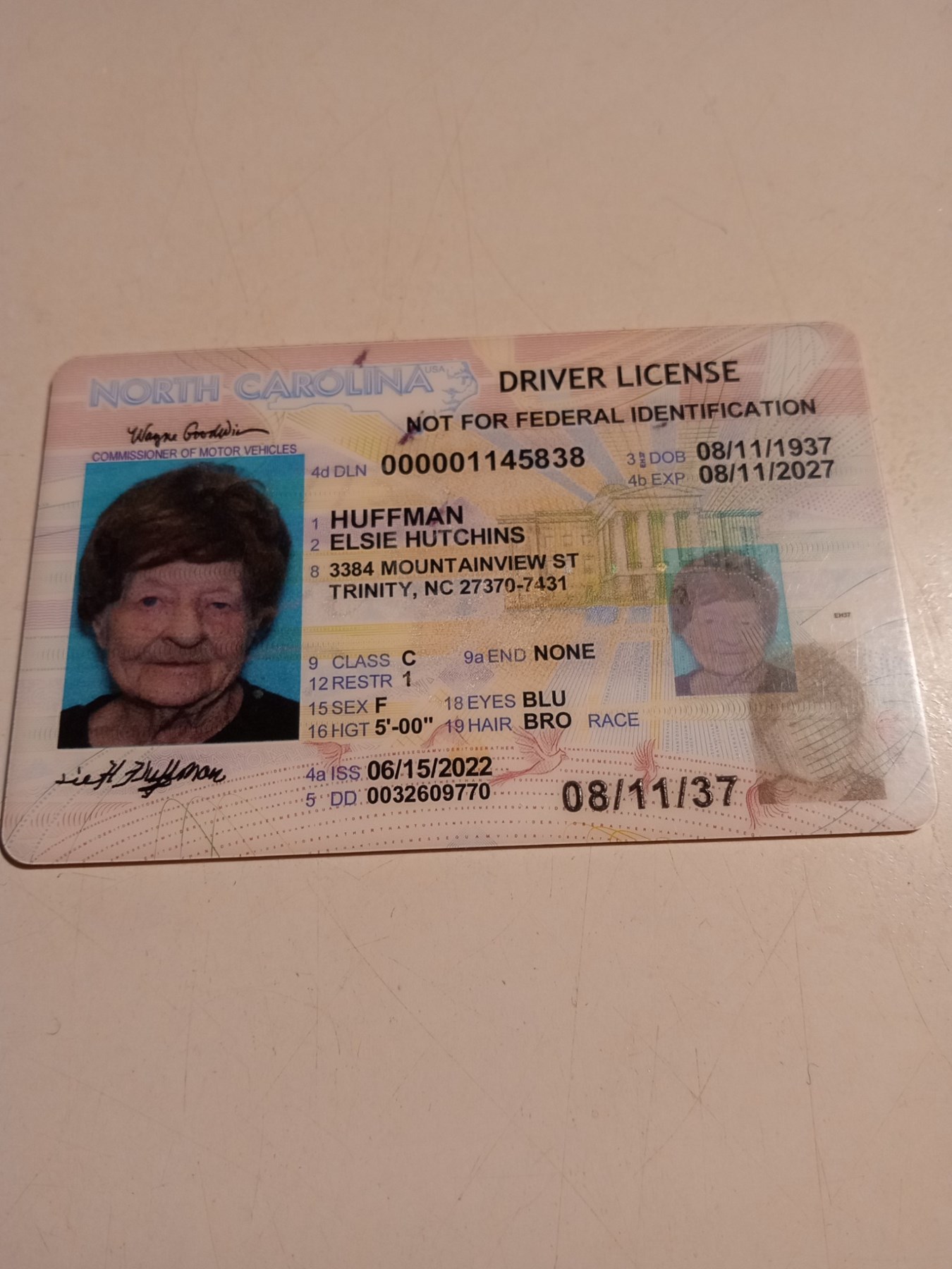 Avis de décès de Elsie H. Huffman