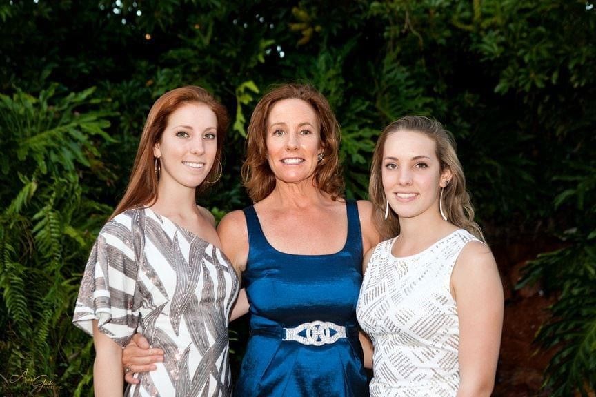 Obituary of Susan Bailey Dunn-Simmons