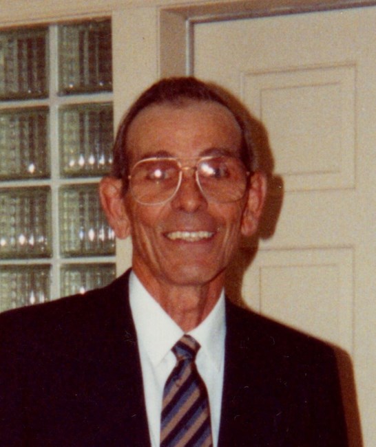 Obituary of Max Earl Hueston