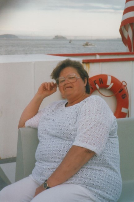 Obituary of Barbara Jean Davis