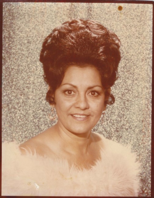 Obituary of Gladys Reyes