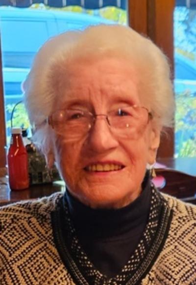 Obituary of Julia "Sheila" Manning