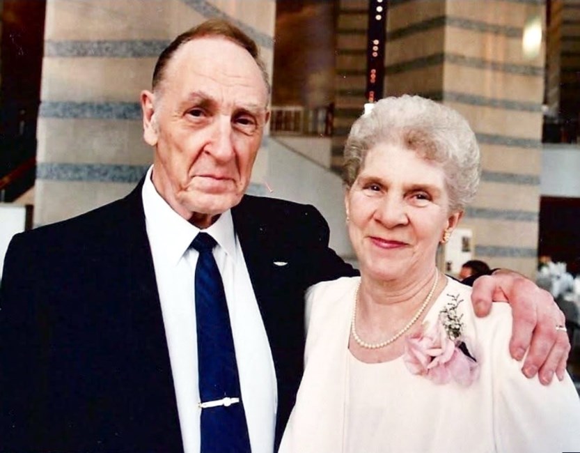 Obituary of Carroll Everett Hom