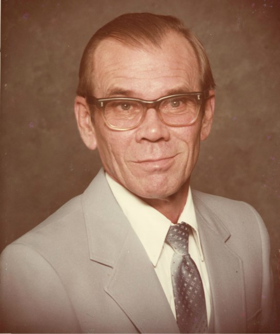 Obituary of Daniel W Minnehan