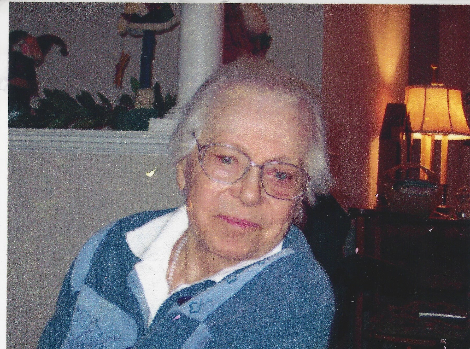 Obituary of Laura Evelyn Miller