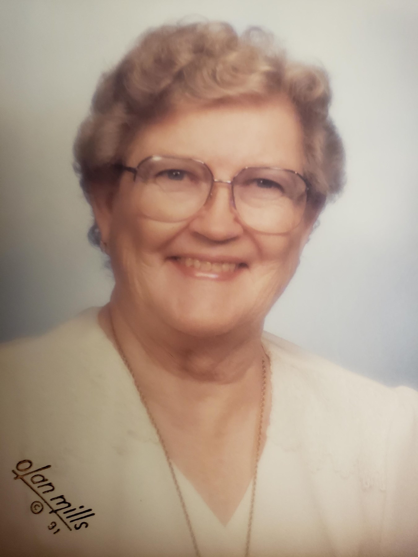 Obituario de Shirley Frances McLaren
