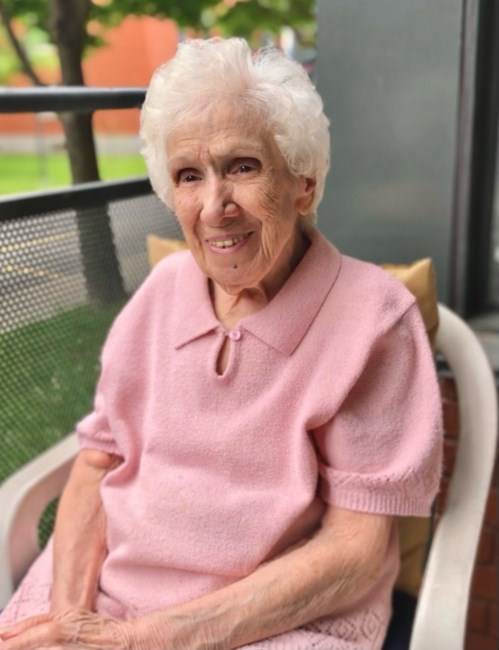 Obituary of Florence Di Carlo