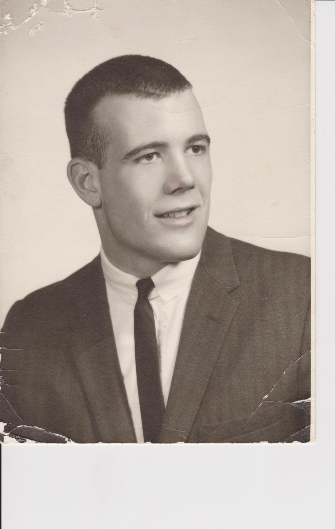 Obituary of Larry D. Vernier