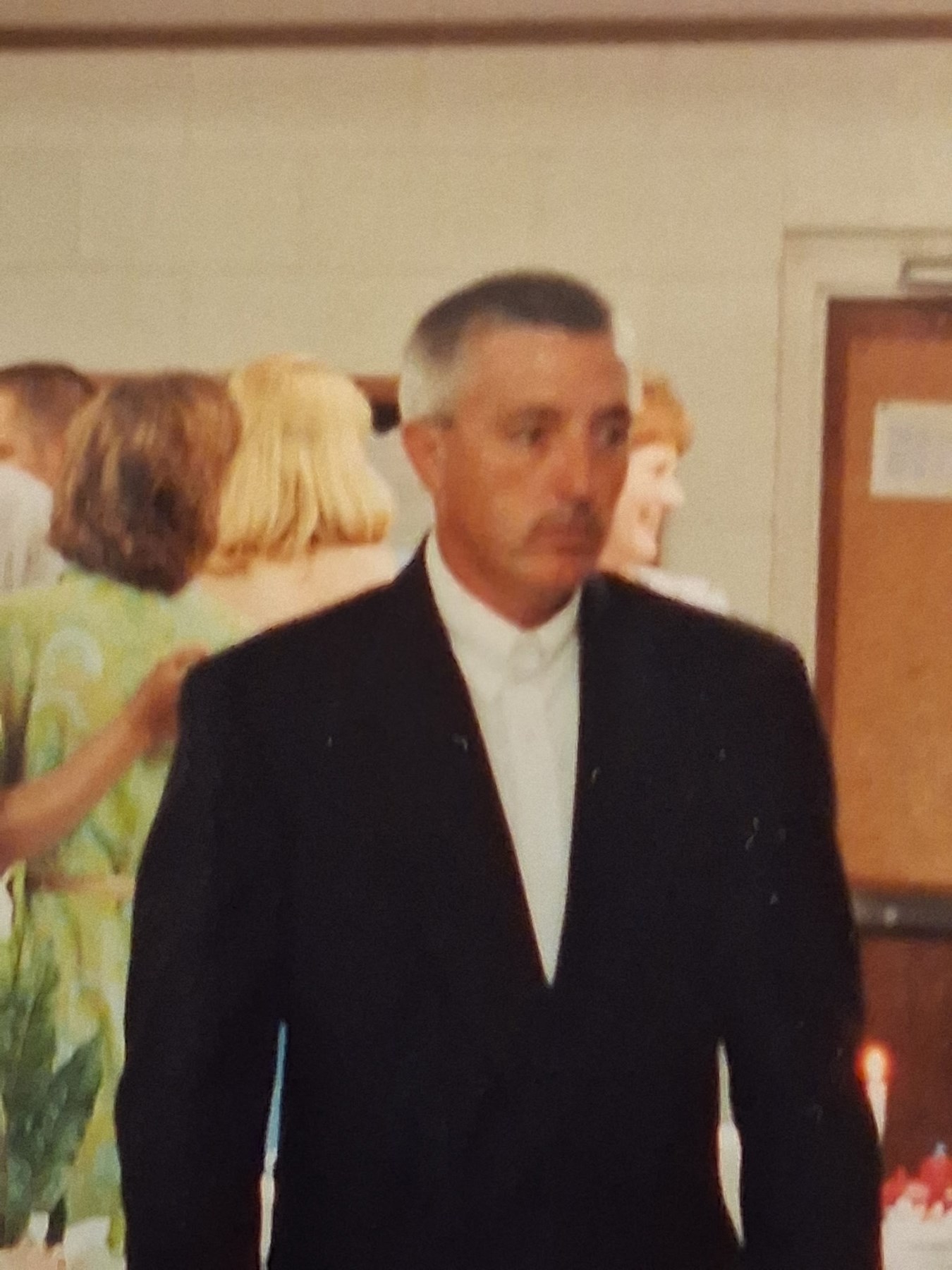 Obituary of Dwight Dean Walls