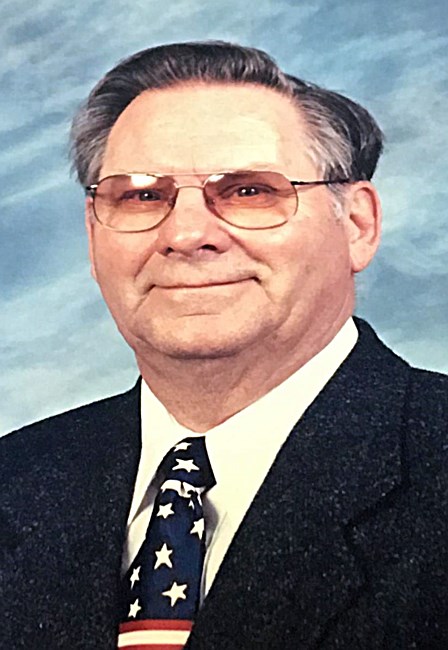 Obituary of Robert Malcohm Tracey