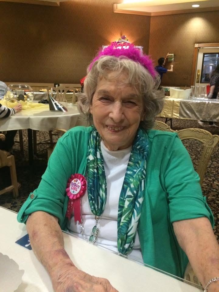 Obituario de Frances Koteras