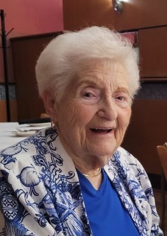 Obituary of Carmela Lavardera