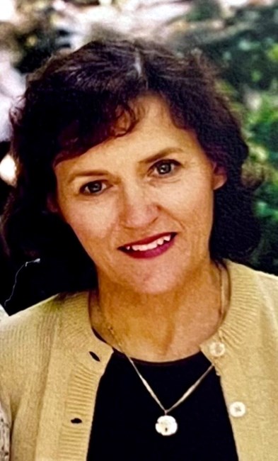 Obituary of Elaine K Smith