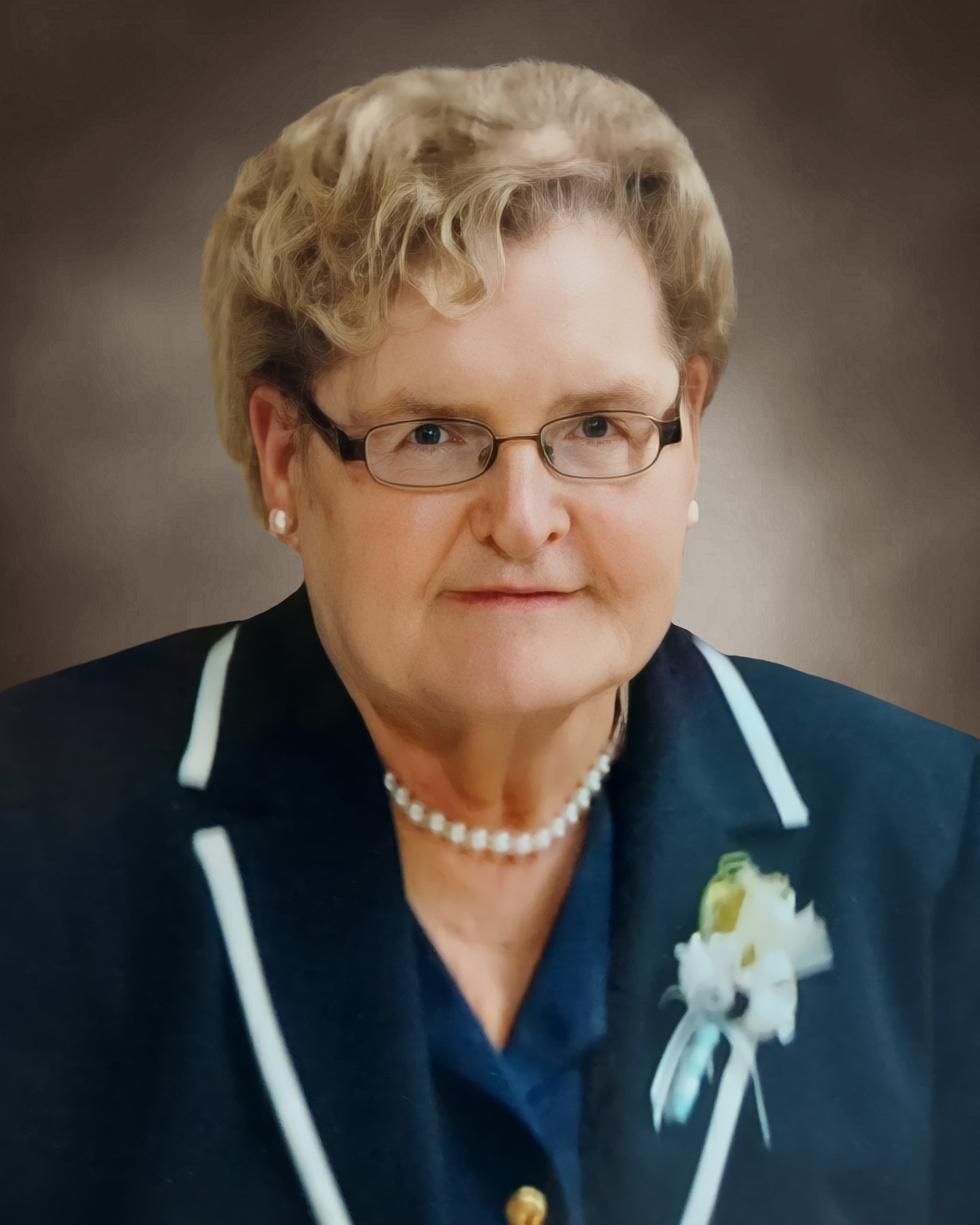 Obituario de Erna Lorraine (Reardon) Marin