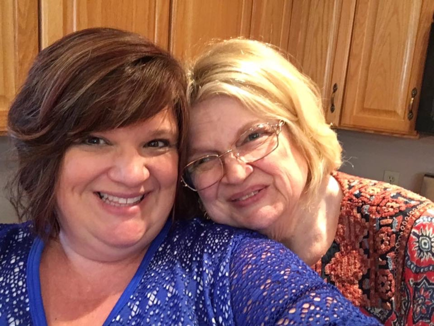 Karen Minnis's Instagram, Twitter & Facebook on IDCrawl