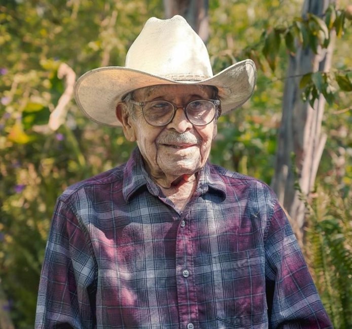 Obituary of Valentin Salazar Gutierrez