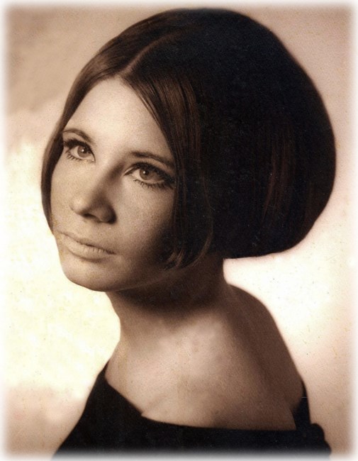 Obituary of Joan Lynette Lyn Munson Webster-Holmes
