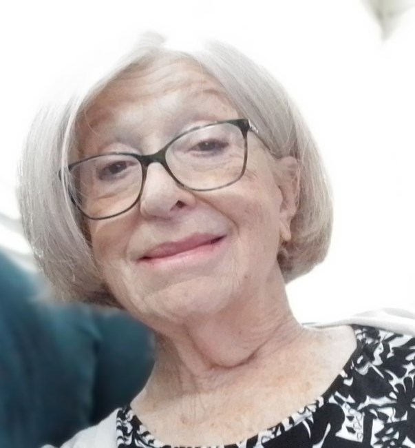 Obituary of Dona Michele Hullihen