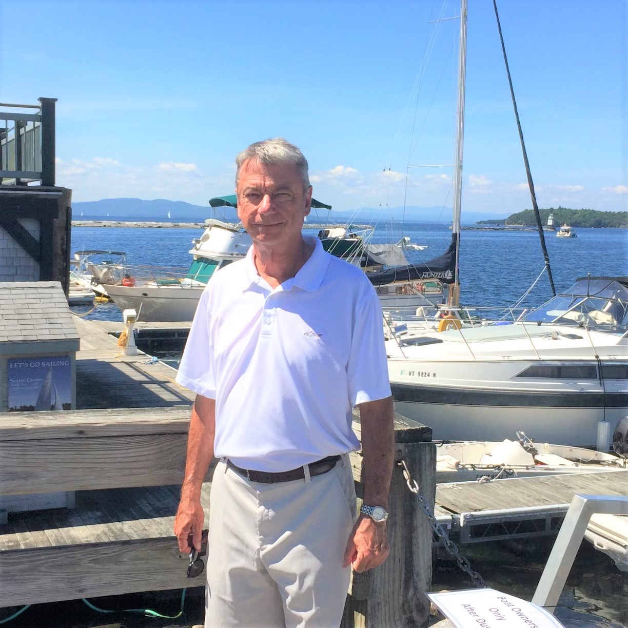 Avis de décès de Robert Paul Armstrong Jr.