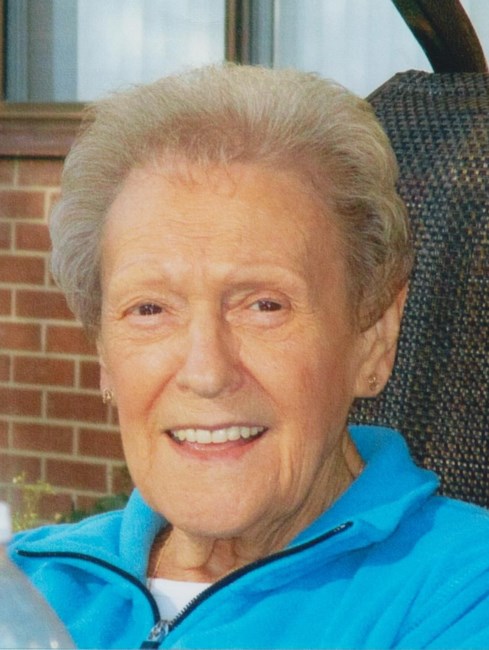 Obituary of Lucille Lapierre (née Mayer)