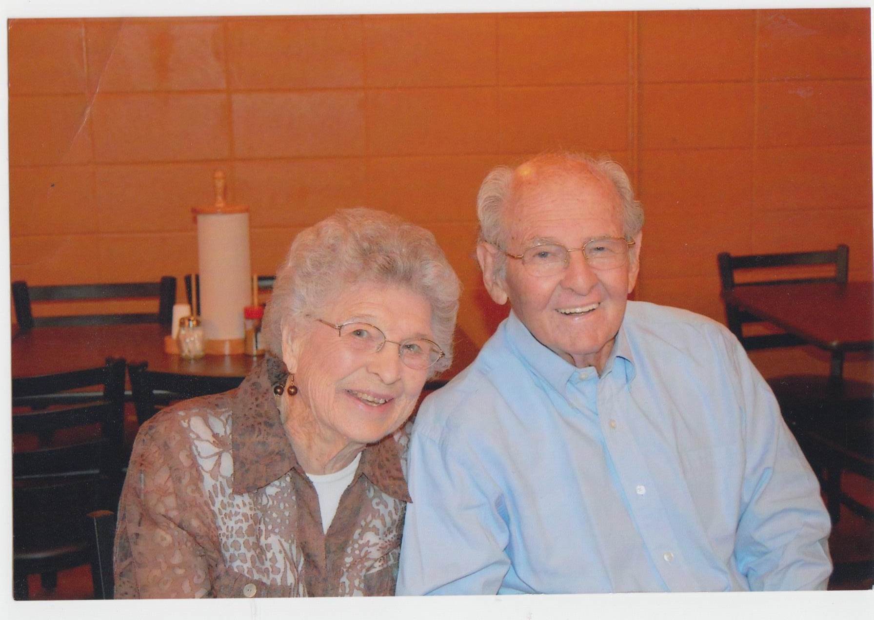 Obituary of Dr. Winiford and Nell McKeivier Ritchie