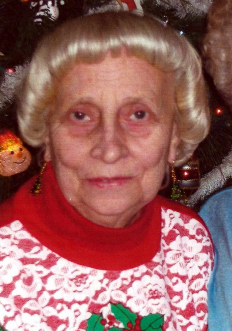 Nécrologie de Betty J. Sarkady