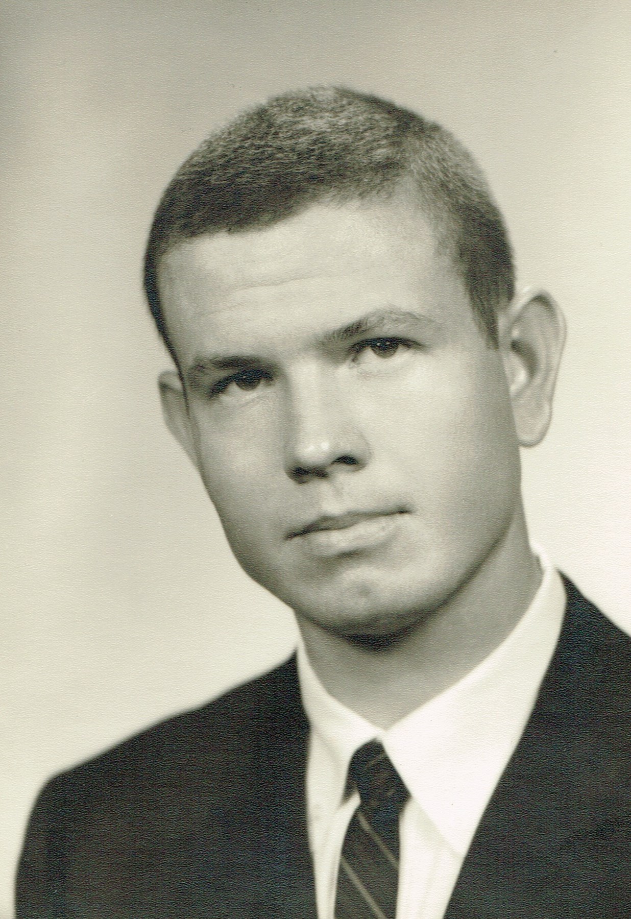 Obituary of Bruce Carl Thomas