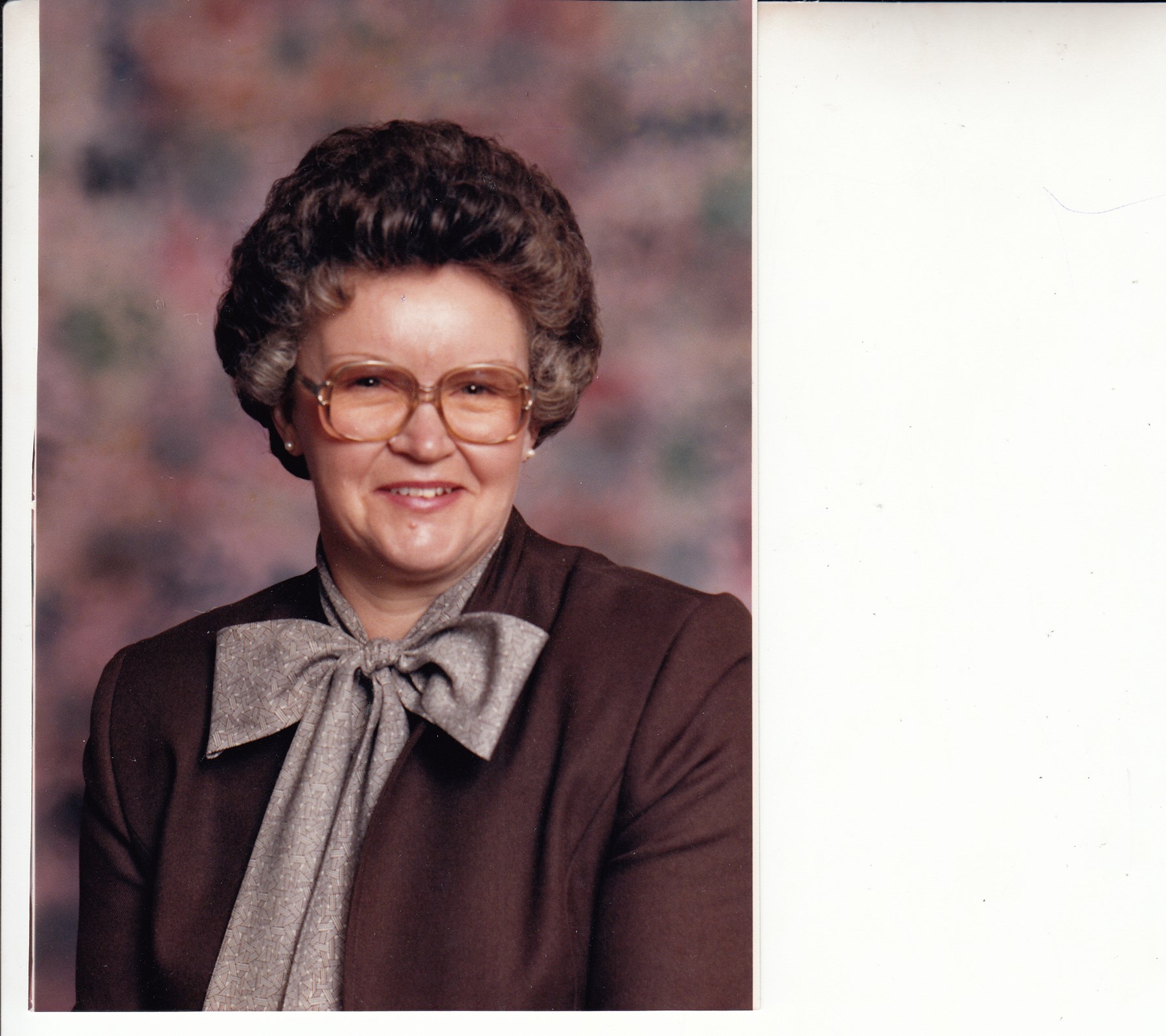 Obituary of Anna Ruth Lewis