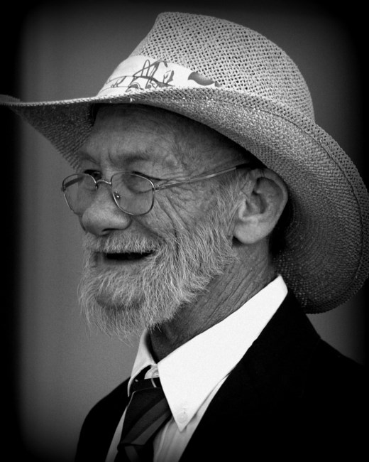 Obituary of Michael "Fuzz" David Moorefield