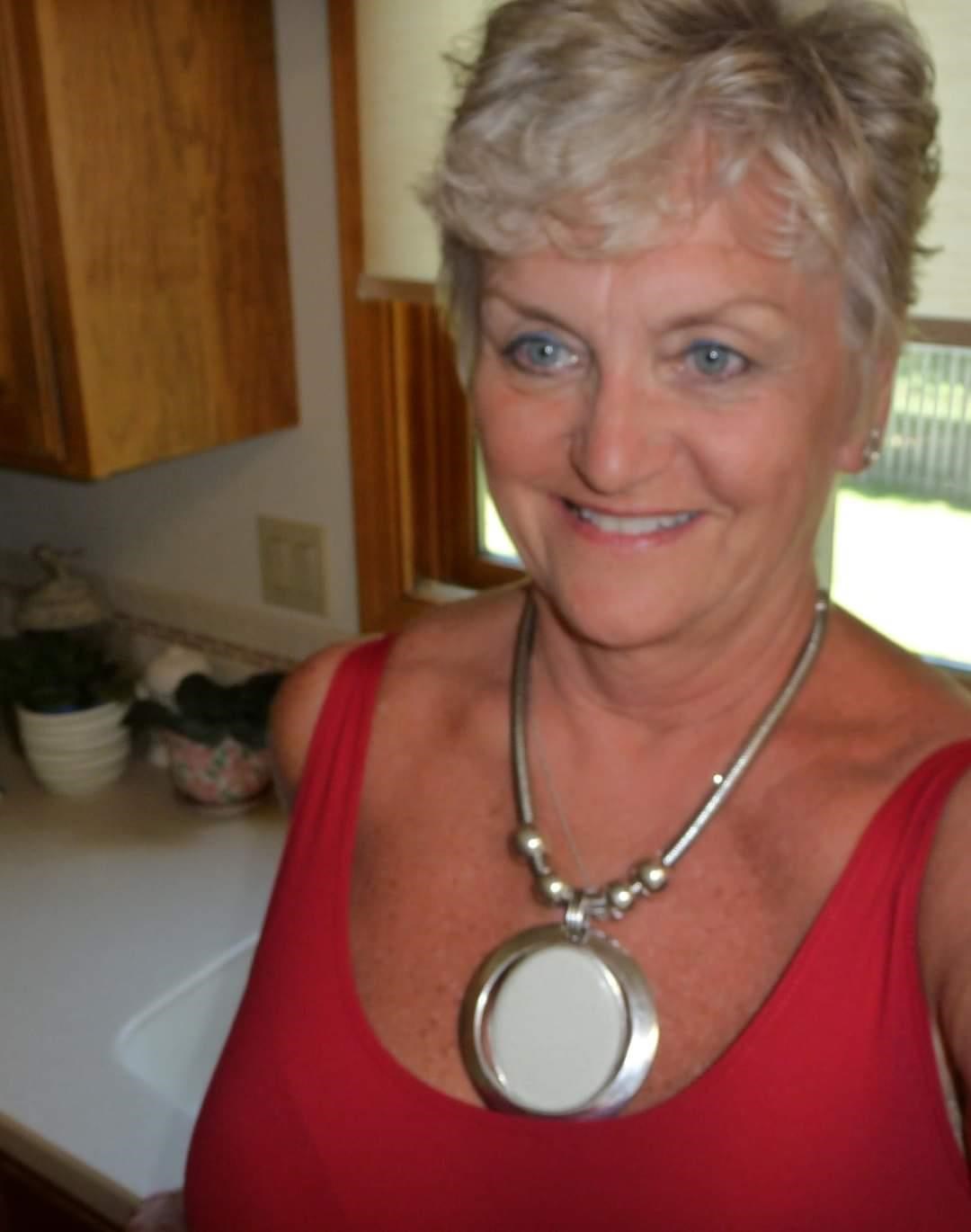 Obituary of Barbara Ann Larkin