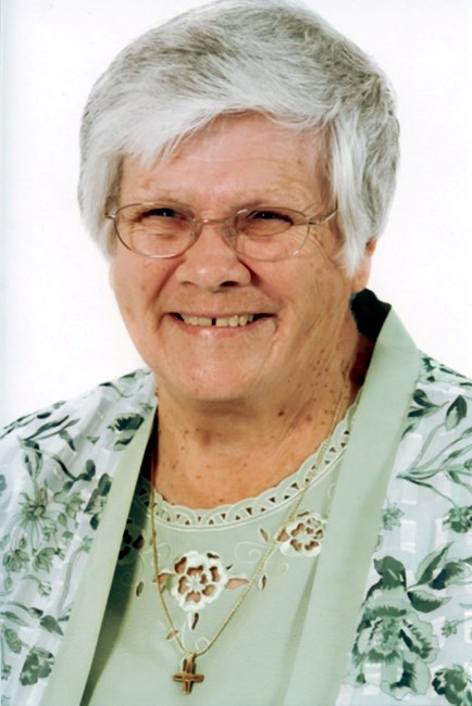 Obituario de Sister Joan Pfeiffer