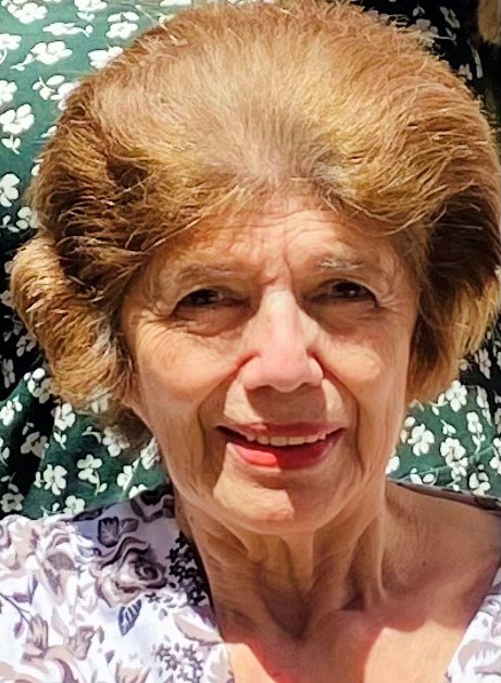 Obituary of Arlene Lavis Valdez