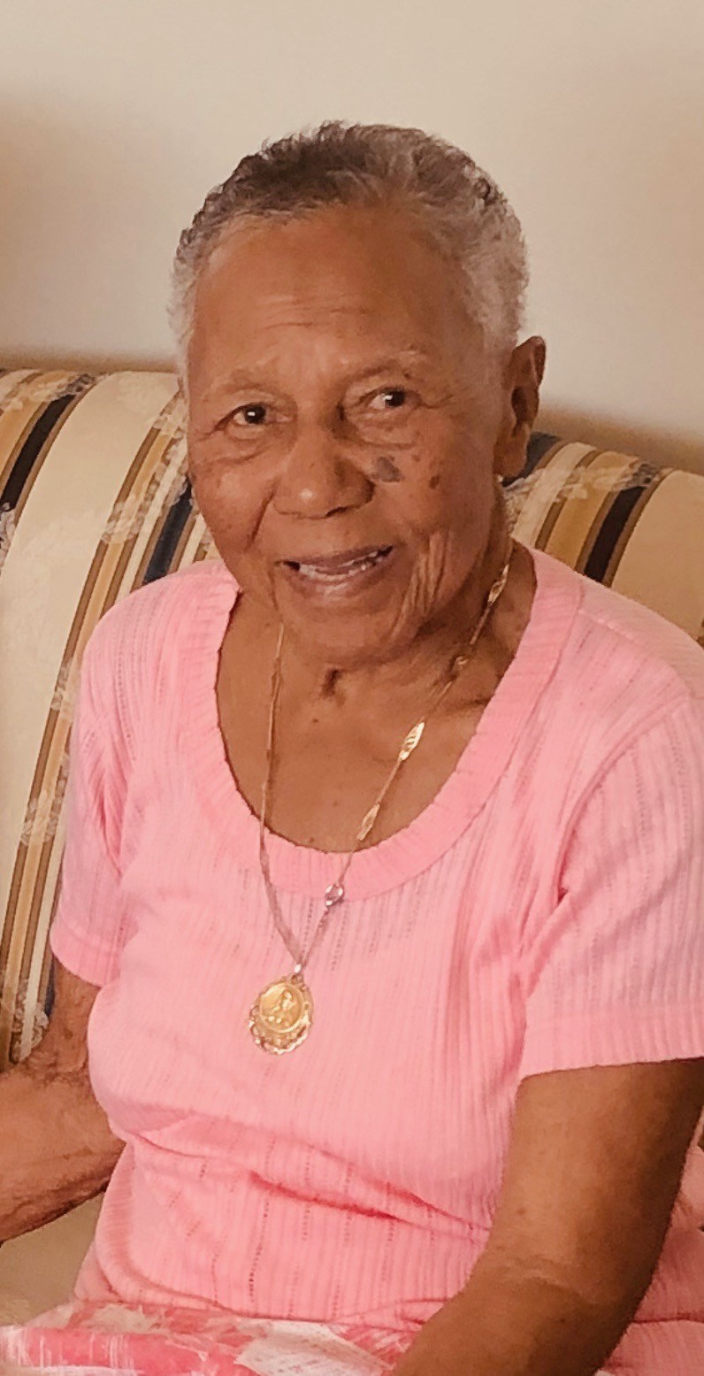 Obituary of Lucille Veronica Gomez