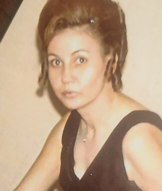 Obituary of Gloria Joyce Chiaro